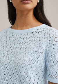 WE Fashion Paprasti marškinėliai - light blue