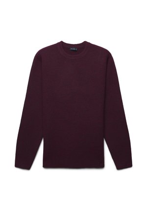 Pull en laine bordeaux à manches longues, col rond et poignets côtelés, posé à plat sur un fond blanc.