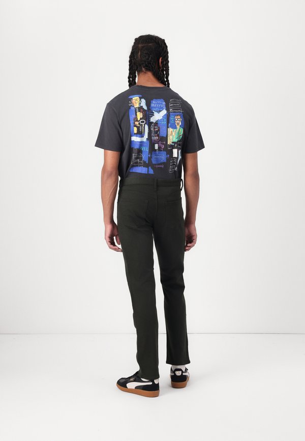 CITY - Straight leg jeans - forbidden forest4