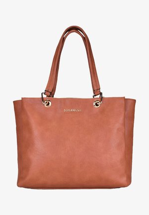 Bolso tote de imitación de cuero marrón con asas dobles, herrajes en tono dorado y un logo en la parte frontal. Forma rectangular con una textura suave.