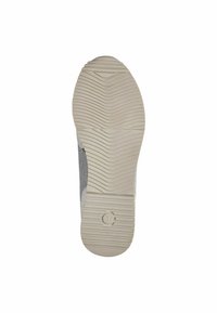 Hellgraue Sneaker mit einem strukturierten Strickobermaterial und einer Gummisohle. Die Sohle weist markante Rillen und ein kreisförmiges Logo mit der Größe 37 auf.