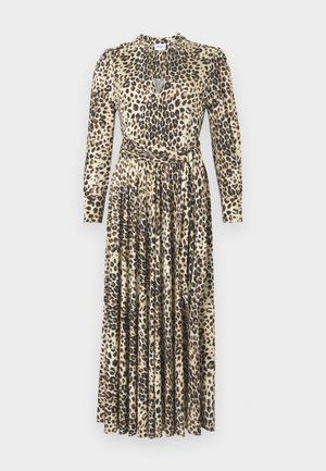 Robe longue à imprimé léopard avec manches longues, jupe plissée et taille nouée, dans des tons beige et noir. Détail d'encolure avec ouverture en forme de goutte.