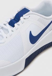 Thumbnail Image 9