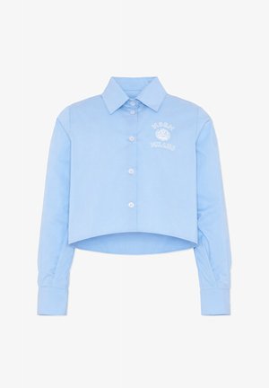 Lichtblauw cropped overhemd met knopen en lange mouwen, met wit geborduurd "MSGM Milano" logo op de linkerborst.