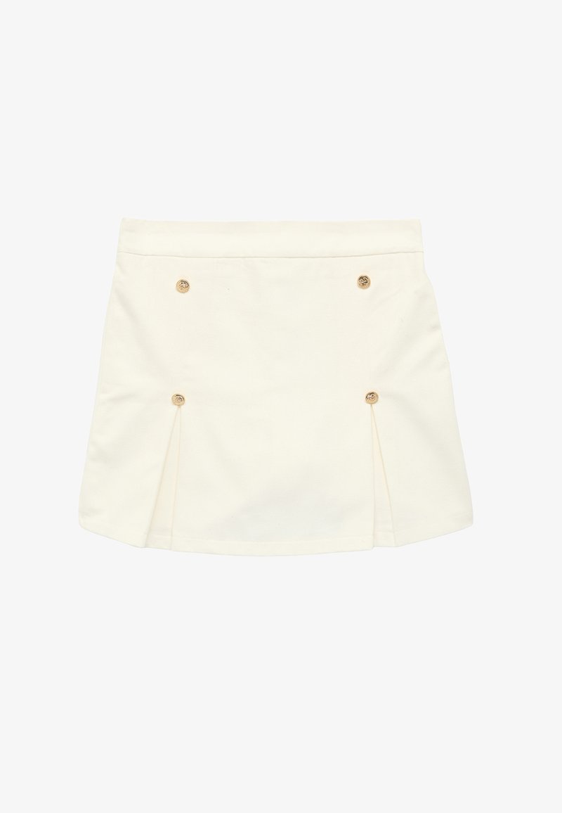 Kremowa biała mini spódnica z czterema złotymi ozdobnymi guzikami i plisami z przodu po obu stronach.