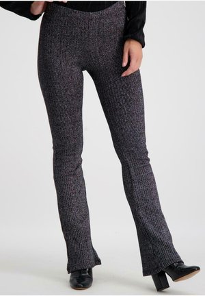 Flared leggings in een geribbelde patroon, met een multikleurige metallic glans, een hoge elastische tailleband en een gladde fabric textuur.