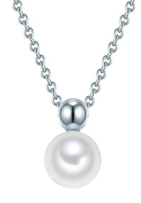 Sølv kædedesign med en rund hvid perlependant og en poleret sølvaccent over perlen. Rundt linkdesign.