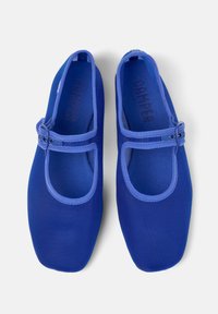 Camper CASI MYRA - Ballerine con cinturino - mittelblau