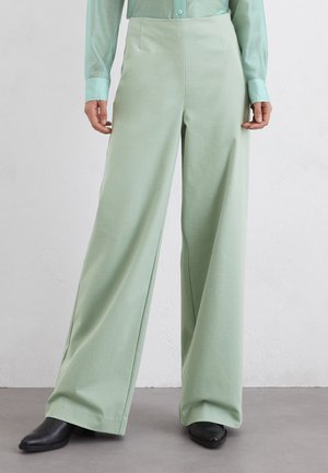 WIDE FITTED AT WAIST WITH DARTS - Stoffhose - dusty mint