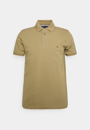 Polo - sand