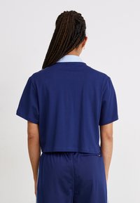 adidas Originals CROP - Polo krekls - dark blue