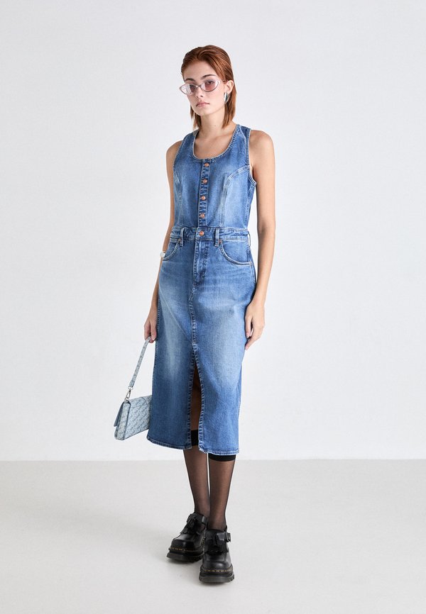 THE DRESS - Denim dress - wrangler wrugged3