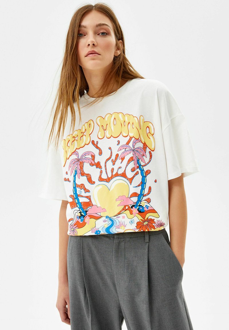 Damen Kleider | Bershka WITH PRINT T-Shirt print white/weiß - AA56106 Damen Kleider | Bershka WITH PRINT T-Shirt print white/weiß - AA56106