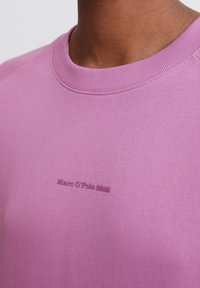 Marc O'Polo DENIM CREW NECK  - Ikdienas džemperis - smoky grape