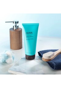 AHAVA AHAVA SEA-KISSED MINERAL SHOWER GEL - Duschtvål