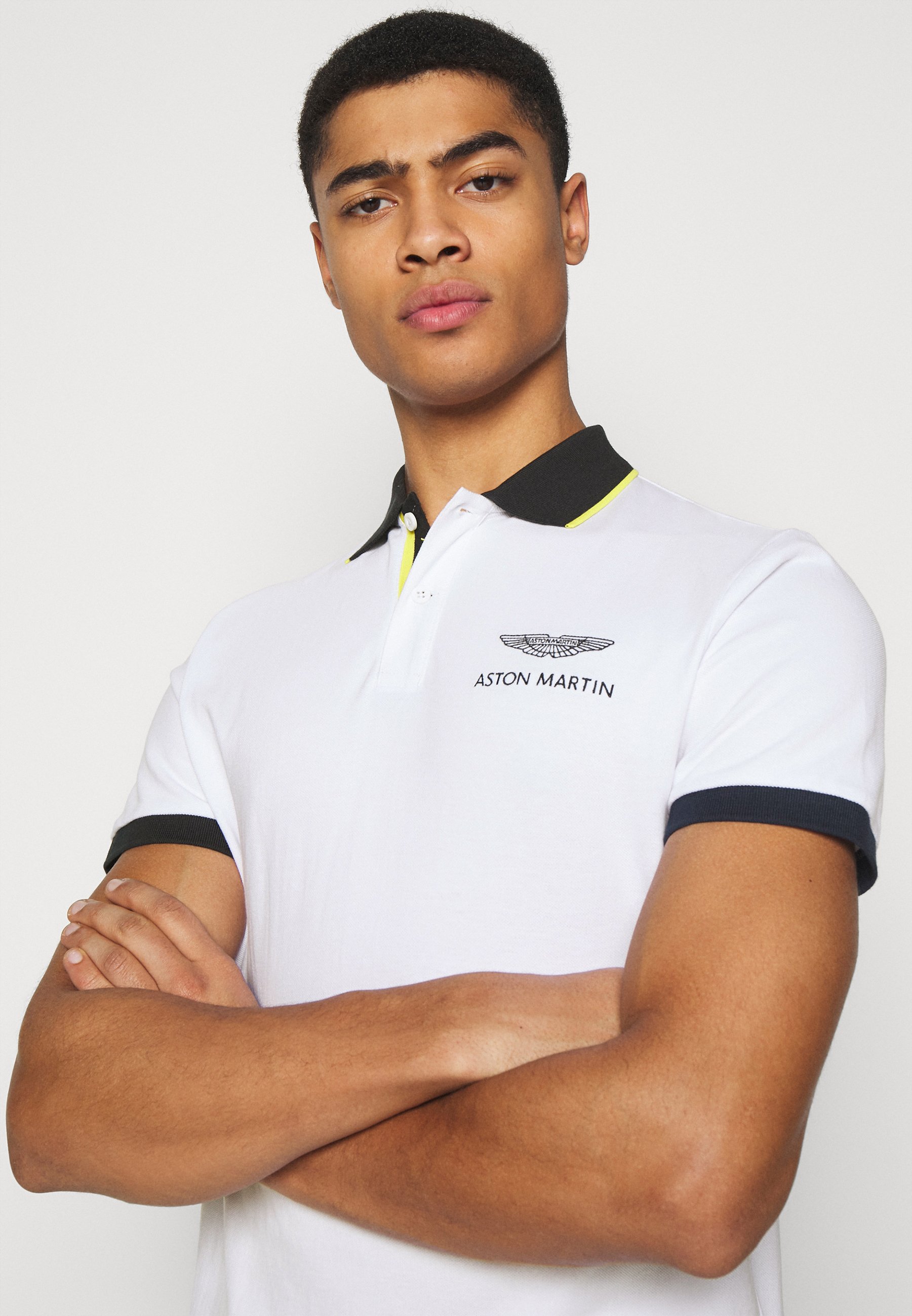 Hackett Aston Martin Racing FASHION 