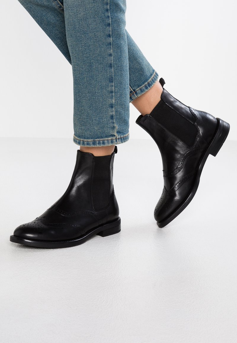 amina vagabond boots