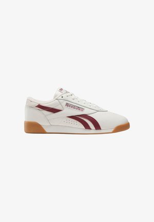 Reebok, F/S LO-WHITE . - Chaussures fitness - chalk classicburgundy gum