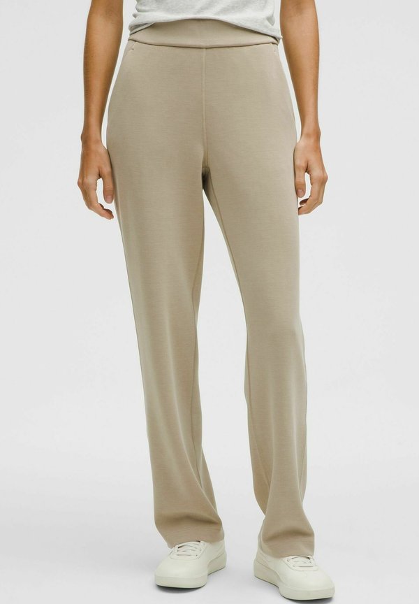 Softstreme™ High-Rise Straight Leg Regular - Stoffhose - sheer oak