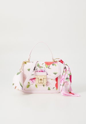 Blomsterhåndveske i rosa med en strukturert design, som har en gullåsning og en matchende skjerfdetalj. Glatt tekstur med trykte blomster.