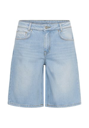 Pantaloni scurți de blugi bleu deschis, cu nasture frontal, fermoar, bucle pentru curea și cinci buzunare, expuși pe un fundal alb.