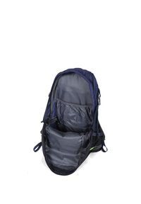 Zaino blu navy con esterno testurizzato, ampio interno grigio, diversi scomparti e cerniere. Caratterizzato da spallacci imbottiti.