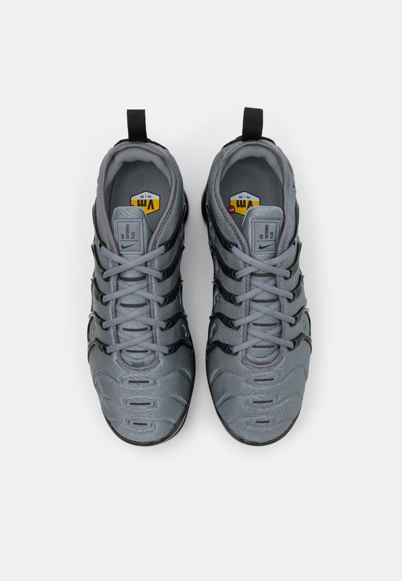 Nike Sportswear AIR VAPORMAX PLUS UNISEX - Zapatillas - grey/black/gris - Zalando.es