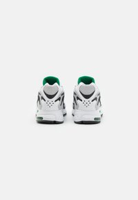 adidas Originals TEMPER RUN 2 UNISEX - Sportcipő - footwear white/green/core black