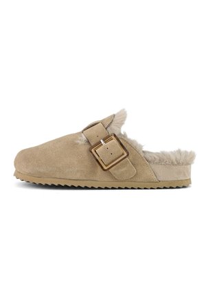 Clogs - tan