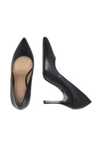 Pantofi cu toc înalt din piele neagră, cu vârf ascuțit și o finisare lucioasă. Accesoriile din metal argintiu de pe toc accentuează designul elegant.