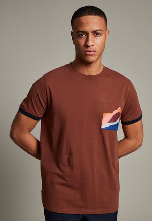 Print T-shirt - rust brown