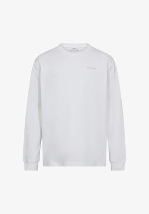 Hvid langærmet sweatshirt med rund hals og diskret lille logo på øverste venstre bryst, vist på en ensfarvet hvid baggrund.