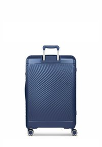 Marineblauwe harde koffer met horizontale golfpatronen, zilveren handgreep en vier wielen. Beschikt over een gestructureerd oppervlak voor grip en duurzaamheid.