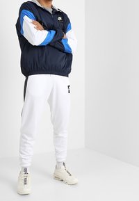 Nike Sportswear Vindjacka - dark blue