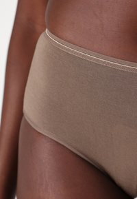 Schiesser 2 PACK ESSENTIALS - Briefs - weiss/taupe