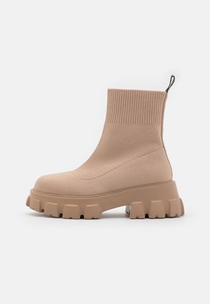 Plateaustiefelette - light brown
