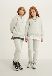 Yourturn Kids UNISEX - Tepláky - mottled light grey