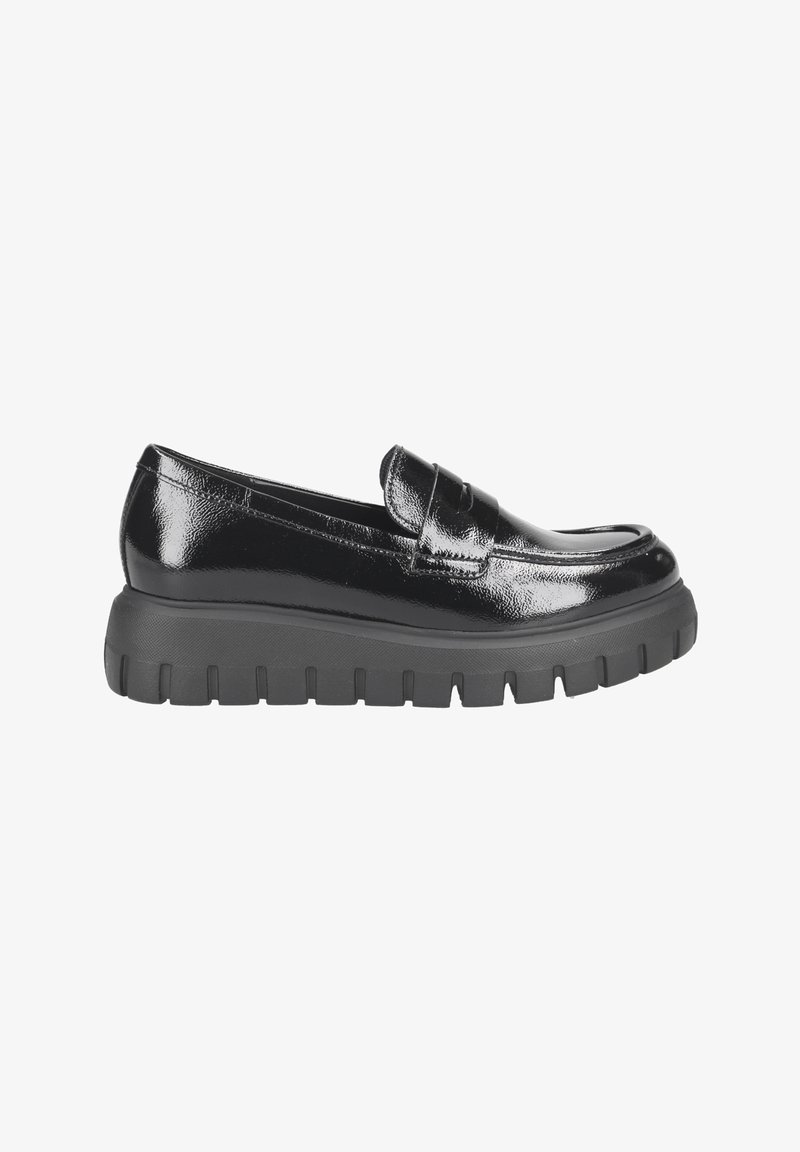 Mocassins en cuir verni noir avec un bout rond et des coutures apparentes en relief, dotés d'une semelle en caoutchouc noire épaisse avec des crampons profonds.
