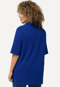Ulla Popken MANCHES COURTES - Polotričko - classic blue