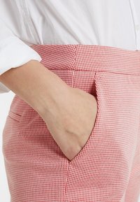 Vero Moda Tall Broek - red