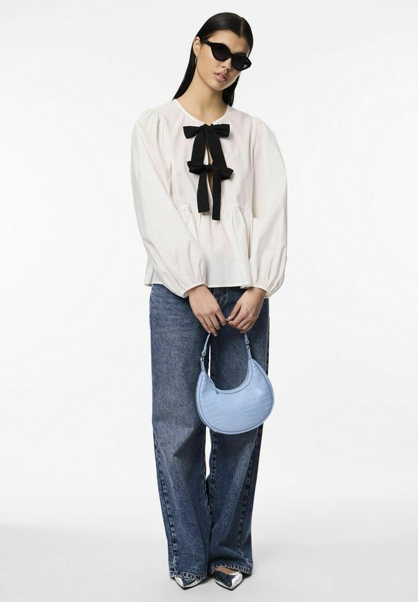 MIT LANGEN ÄRMELN PCGOLLY BOW - Blouse3