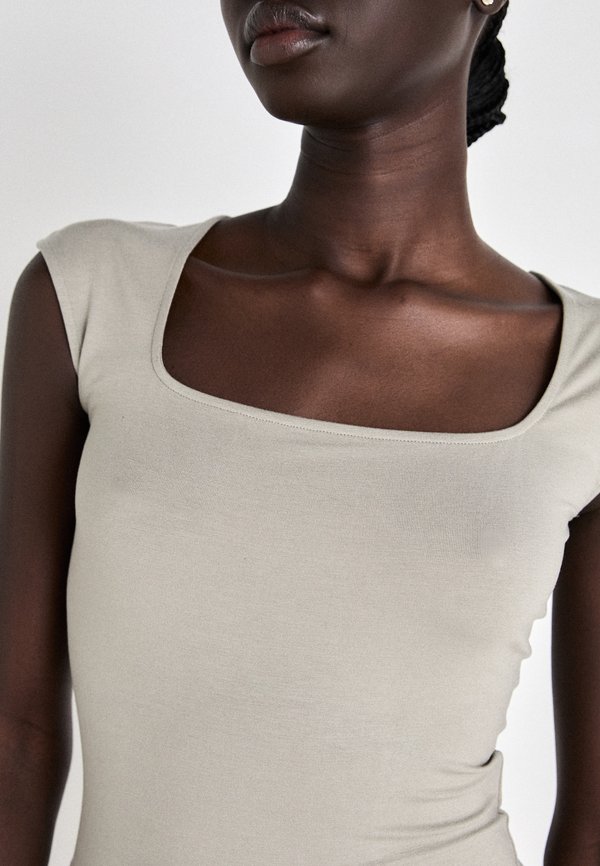 SOFT TOUCH TIGHT TOP - Print T-shirt - elephant skin3