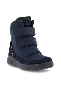 Scarpe alte blu navy con cinturini in velcro, realizzate in suede e tessuto testurizzato. Presentano una suola in gomma con grip e accenti del marchio.