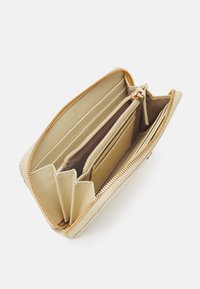 JOOP! CORTINA MELETE  PURSE - Carteira - beige