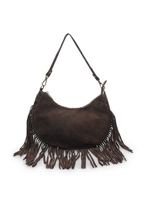 Braune Wildleder-Handtasche mit einer geschwungenen Form und langen Fransen am Boden. Verstellbarer Tragegurt und ein Reißverschlussverschluss für einfachen Zugang.
