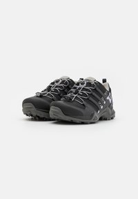 Adidas Terrex SWIFT R2 GORE-TEX®  - Trekingové boty - core black/dough solid grey/purple tint