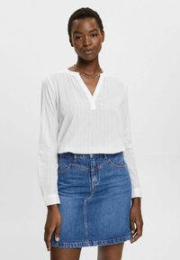 Esprit MIT V-AUSSCHNITT - Blouse - white