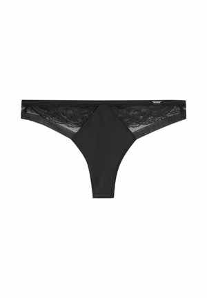 Černé thong kalhotky s hladkým předním dílem a krajkovými stranami. Mají trojúhelníkový tvar, jemnou texturu a nenápadné logo na pásku.