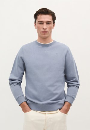 Hellblaues Sweatshirt aus einem strukturierten Baumwoll-Mix, mit Rundhalsausschnitt, gerippten Bündchen und einem kleinen Logo-Detail auf der Brust.