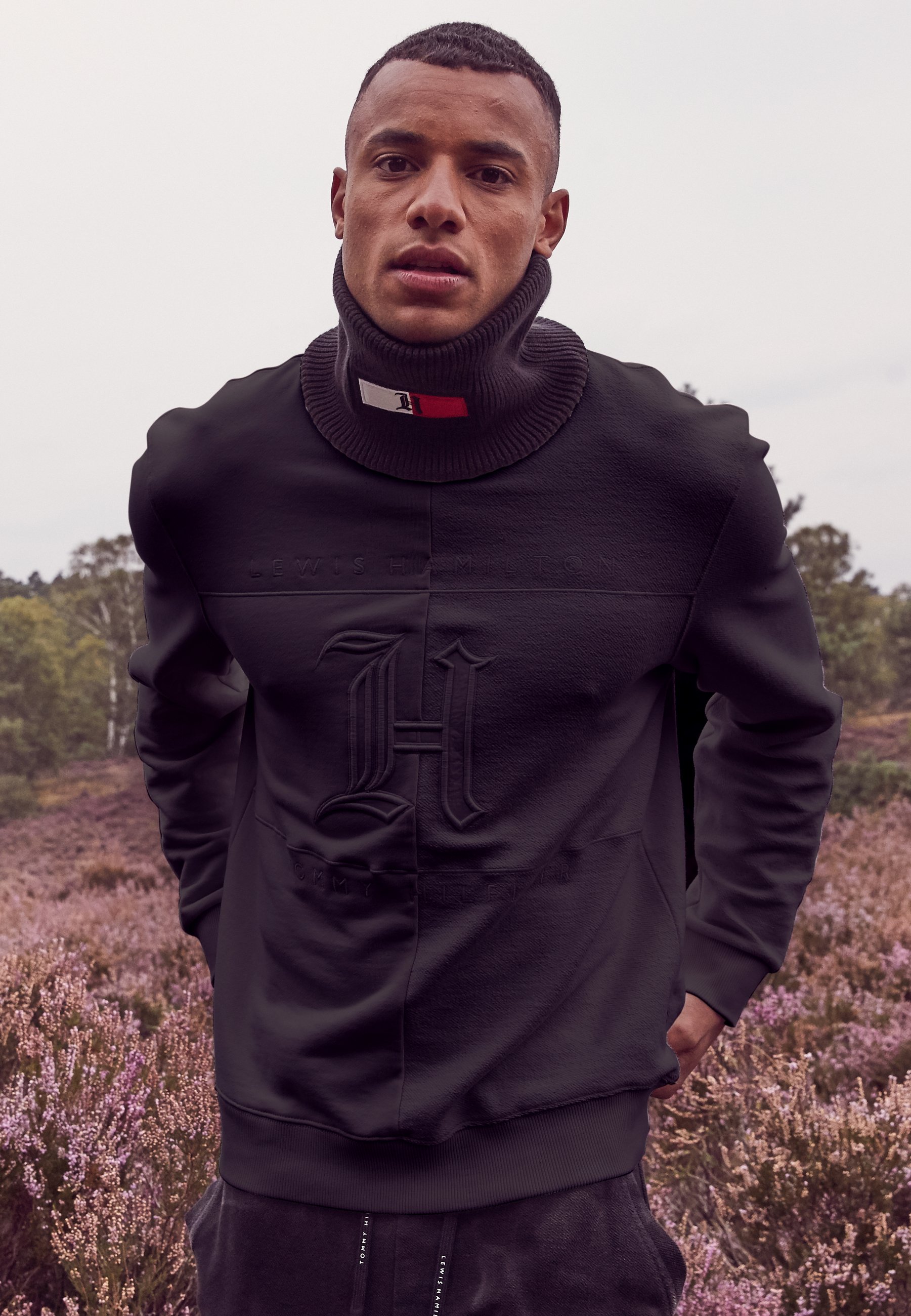 tommy hilfiger neck warmer